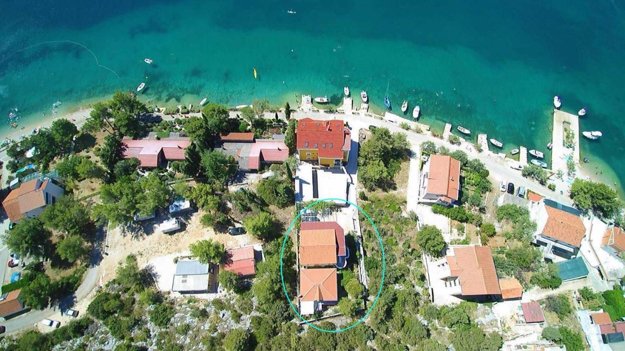 Apartment Karmela