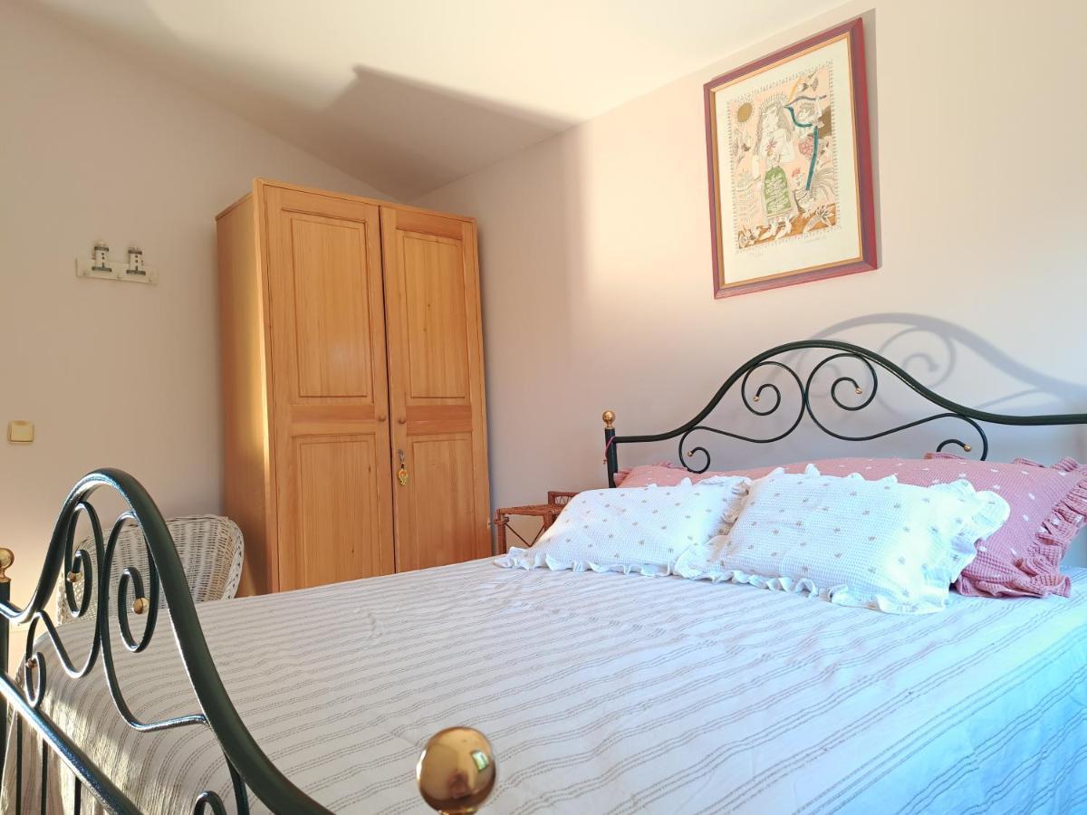 Karmela Apartment