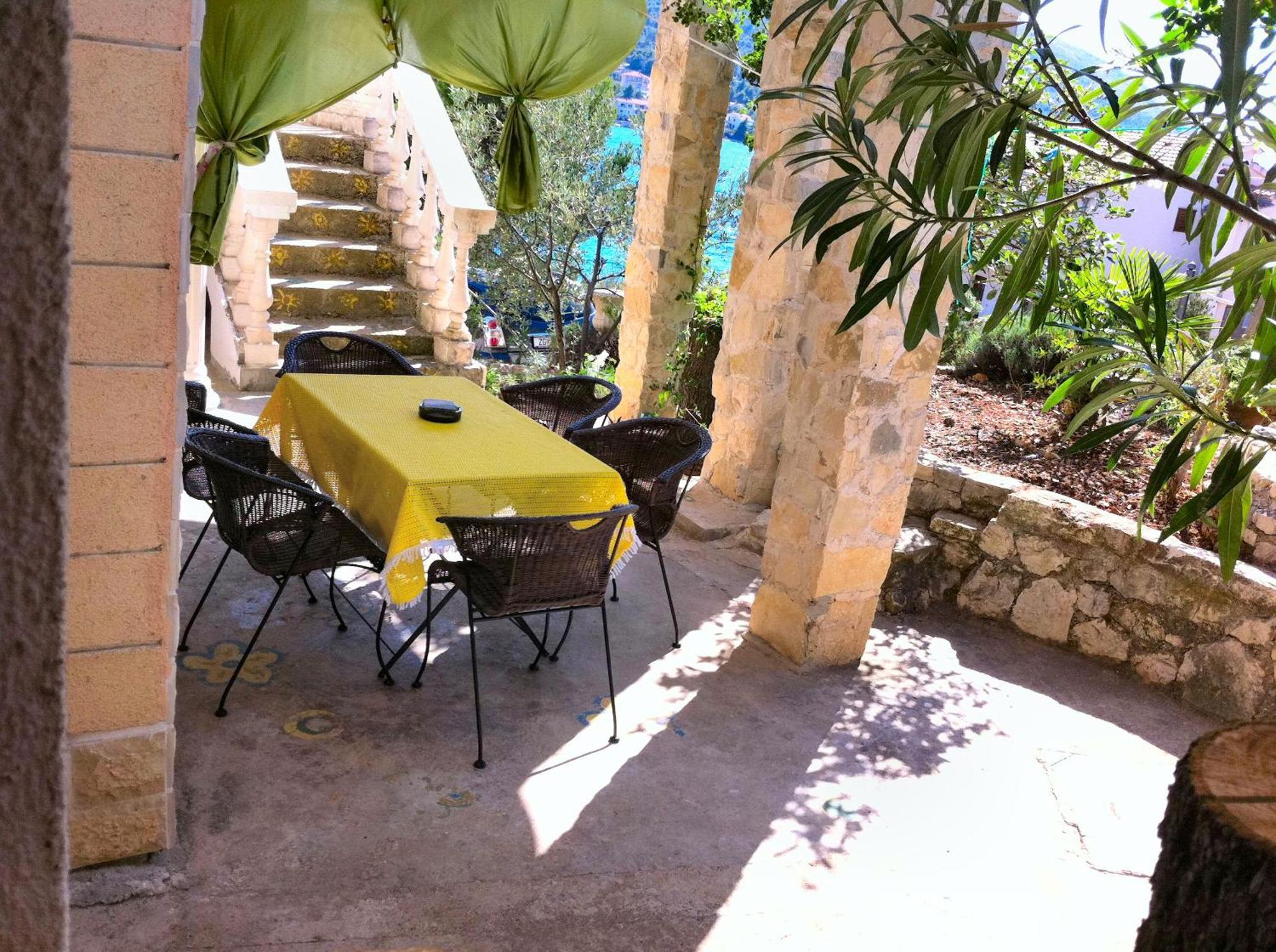 Apartment Karmela Grebastica