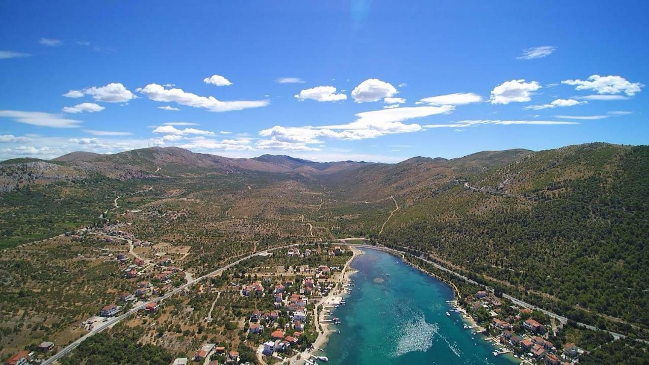 Apartment Karmela